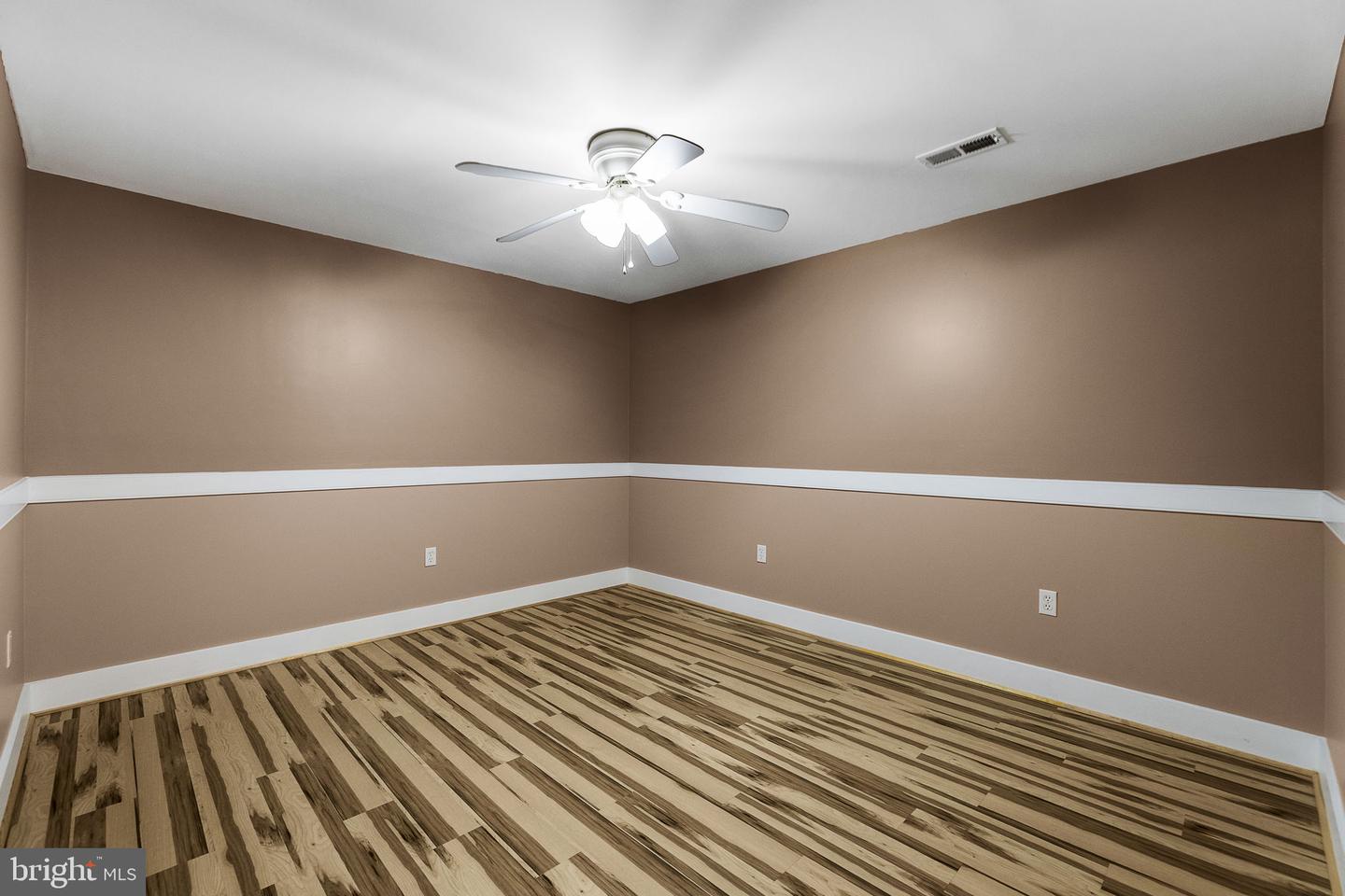 1207 Stallion St Property Photo 79