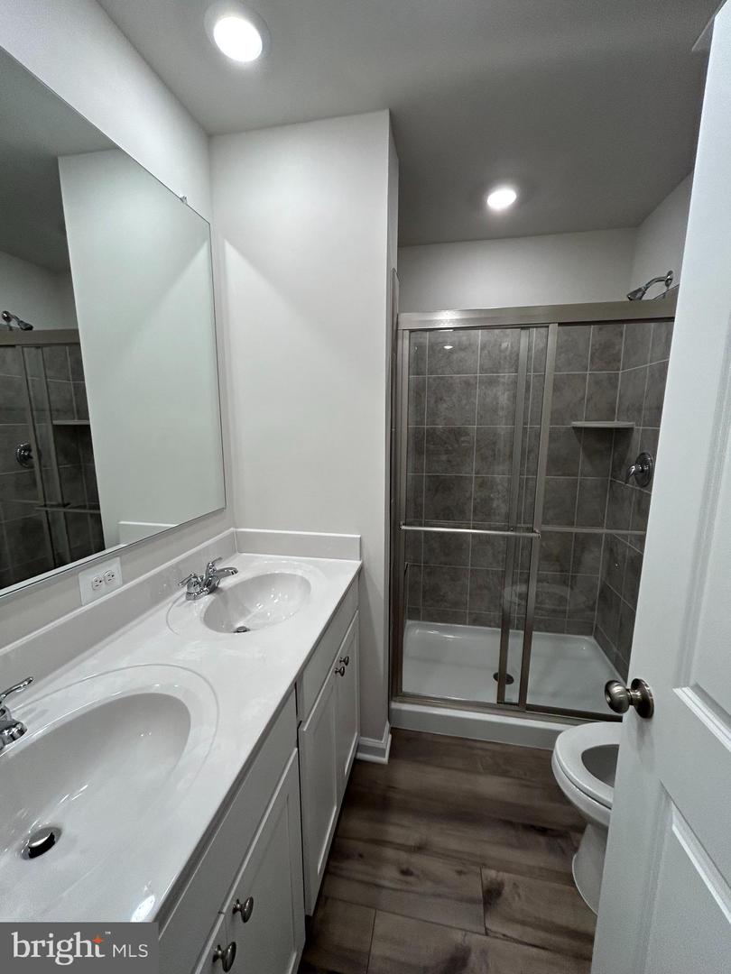 71 Swan Field Ave Property Photo 14