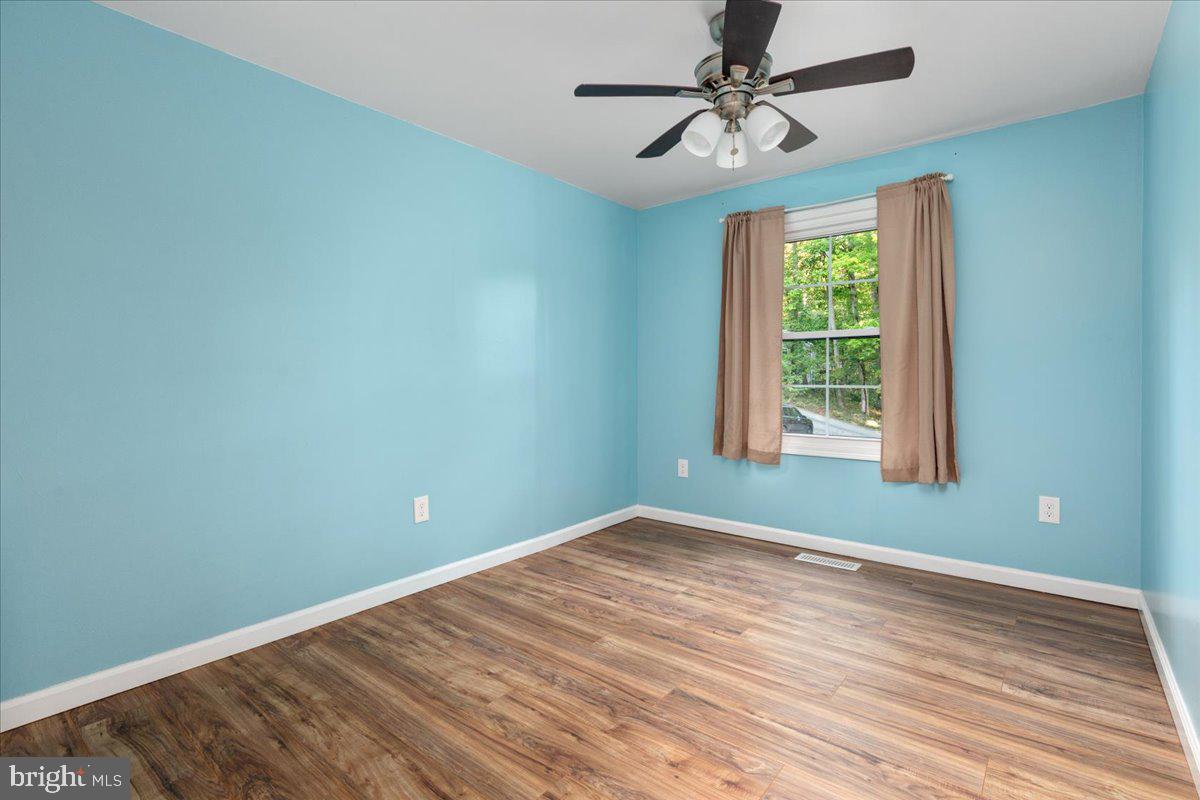 125 Shenandoah River Dr Property Photo 13
