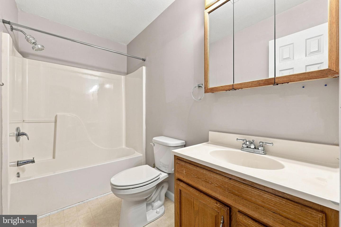 400 Burns St Property Photo 20