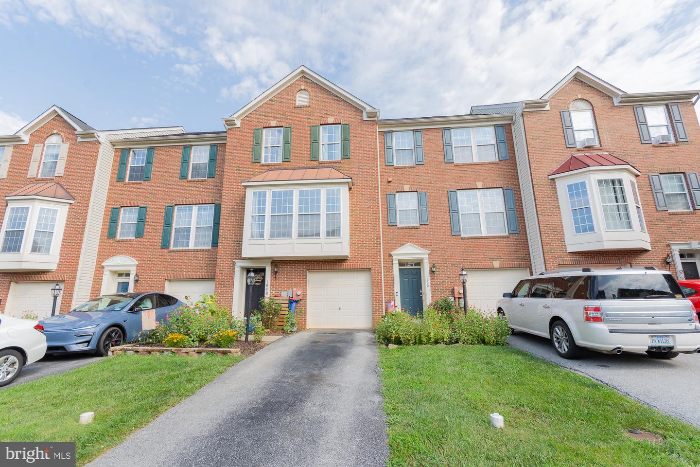 104 Monte Carlo Way Property Photo 1