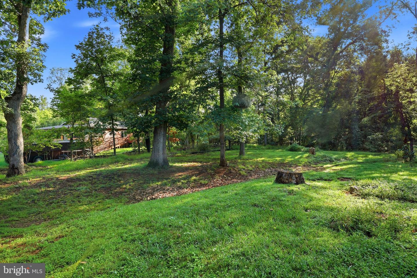 139 Dawn Ln Property Photo 8