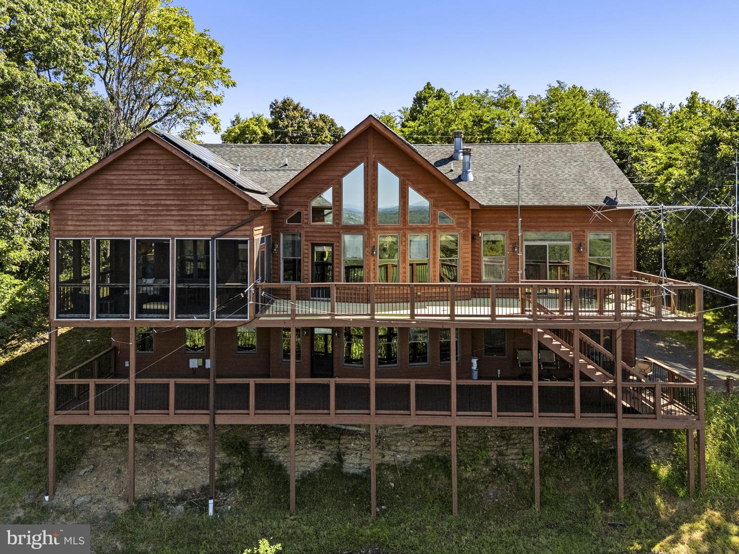 80 Mountainside Ct Property Photo 2