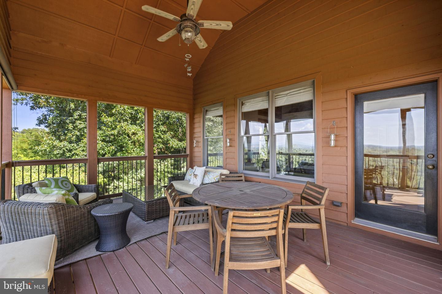 80 Mountainside Ct Property Photo 73