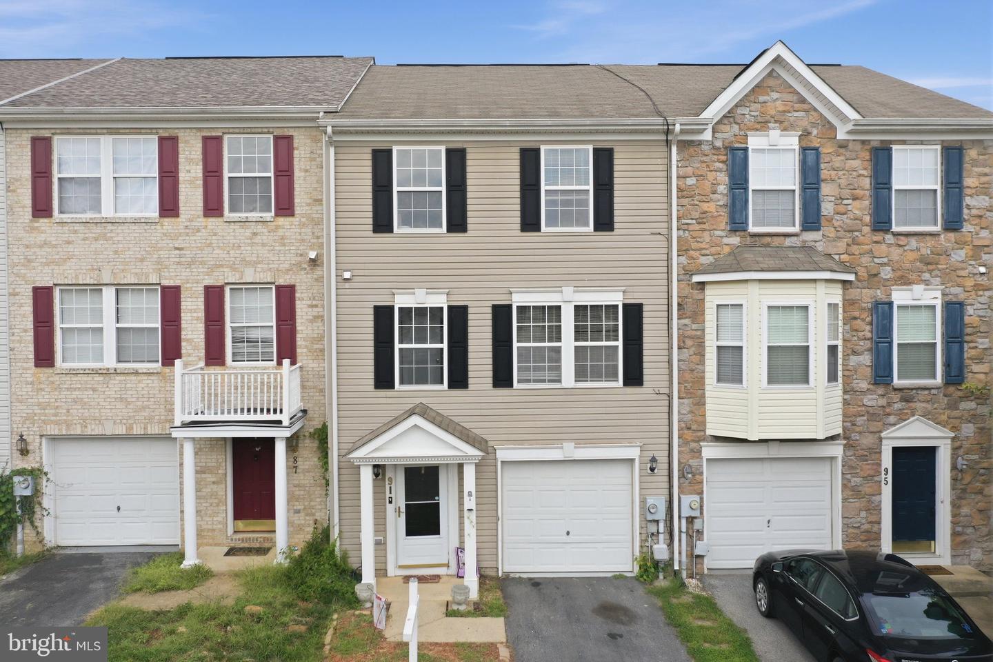 91 DUNLAP DR