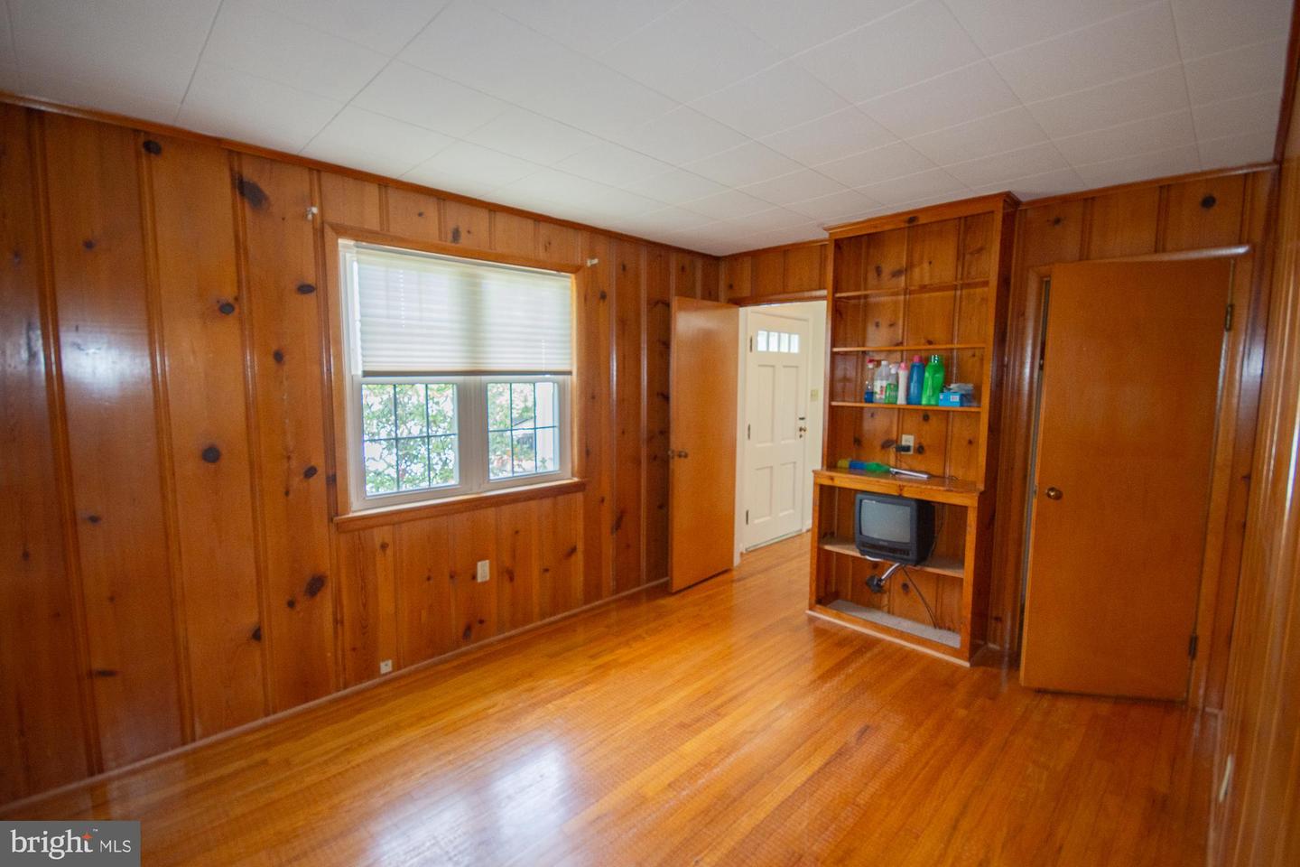 183 Elm St Property Photo 19