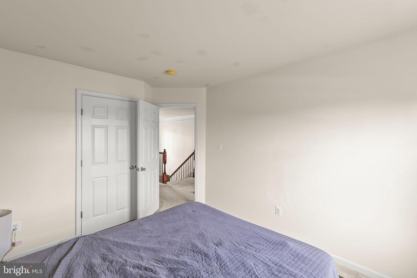 389 Hughs Rd Property Photo 26