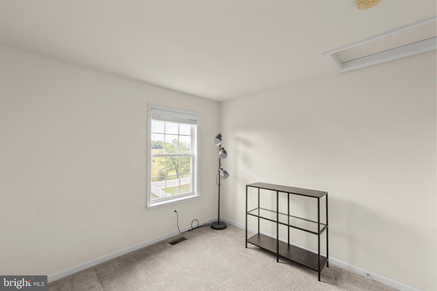 389 Hughs Rd Property Photo 28