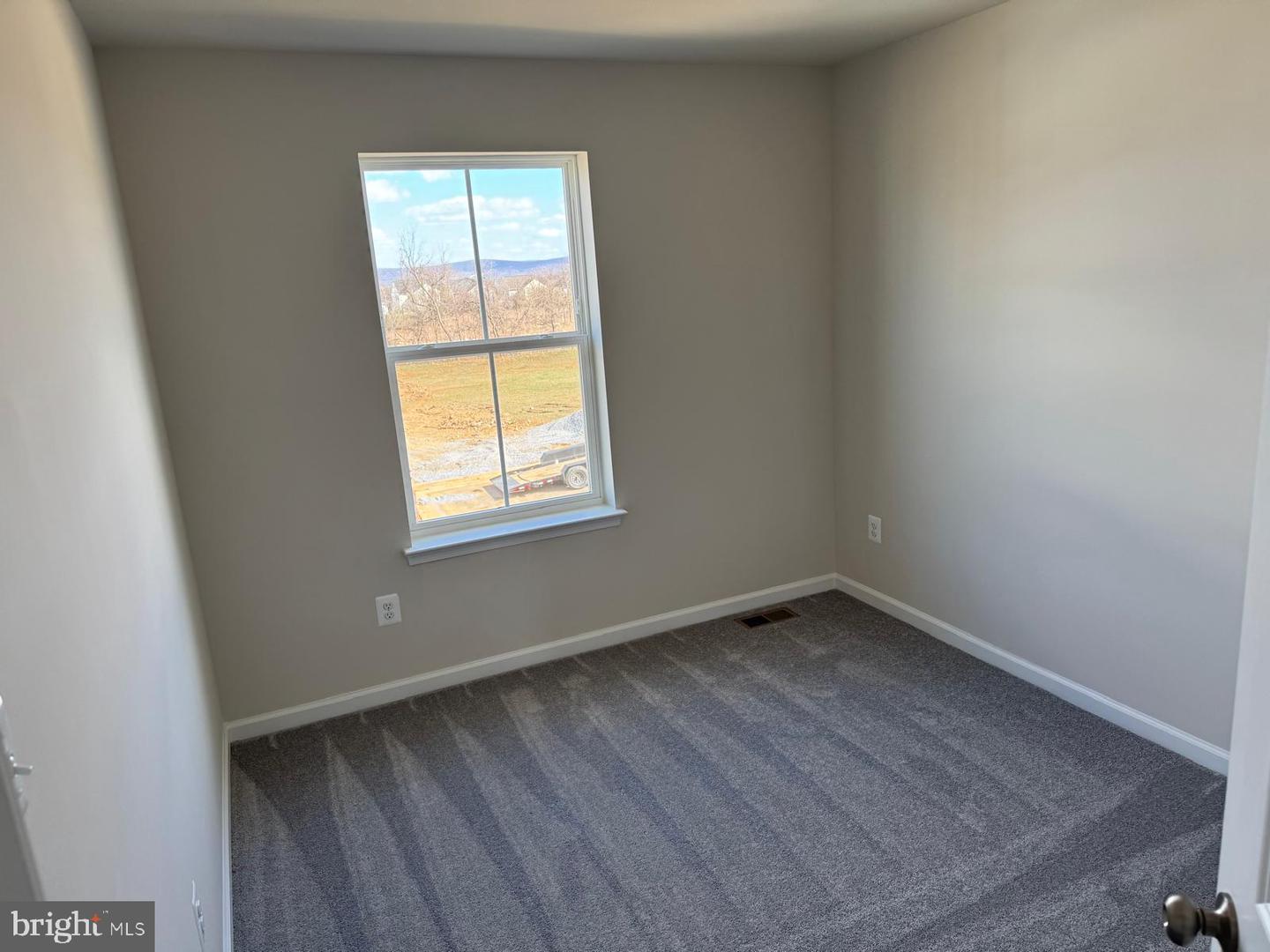 1257 Cedar Valley Rd Property Photo 4