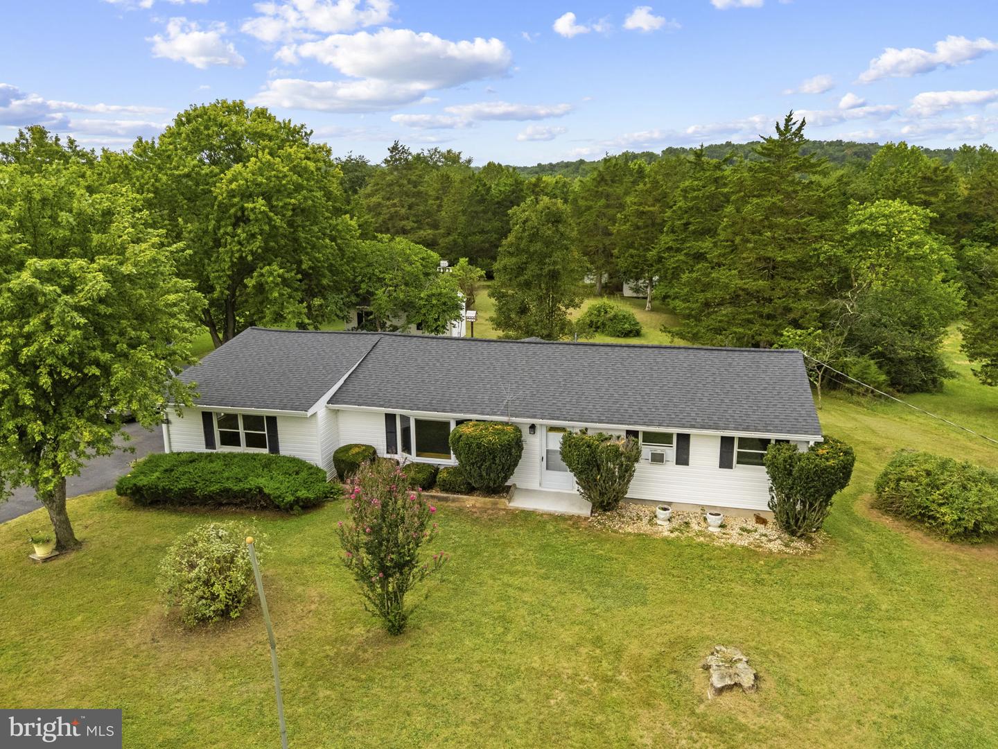 191 Whispering Echos Dr Property Photo 1