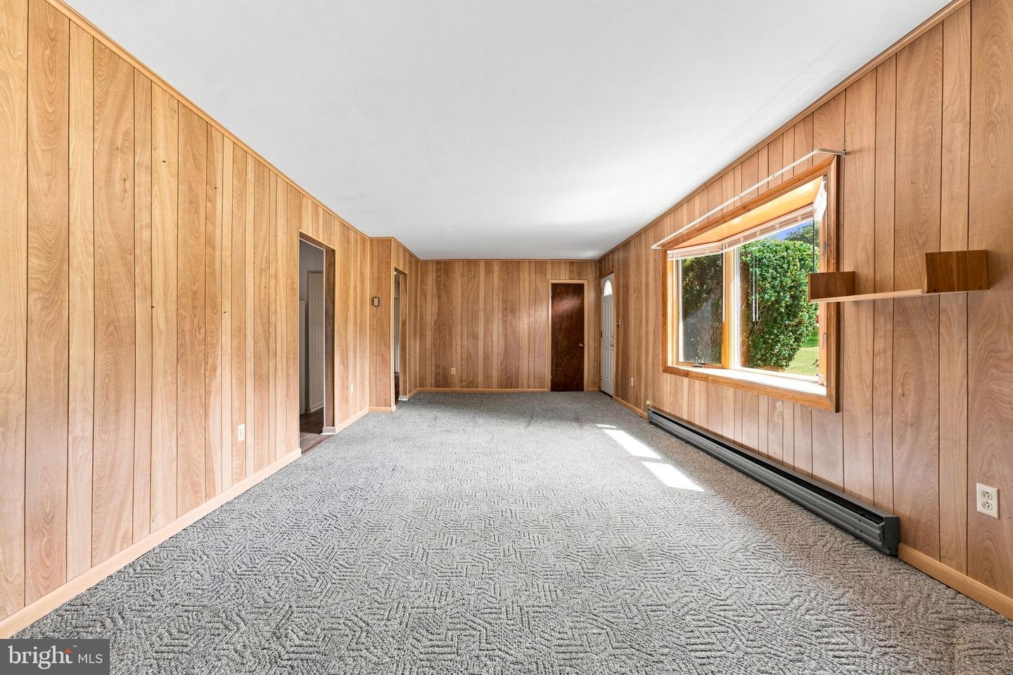 191 Whispering Echos Dr Property Photo 12