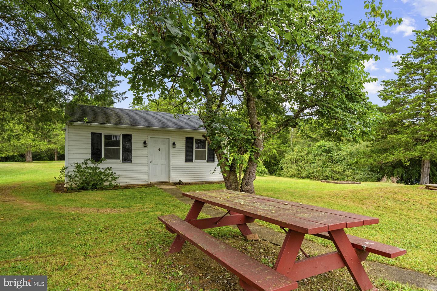 191 Whispering Echos Dr Property Photo 44