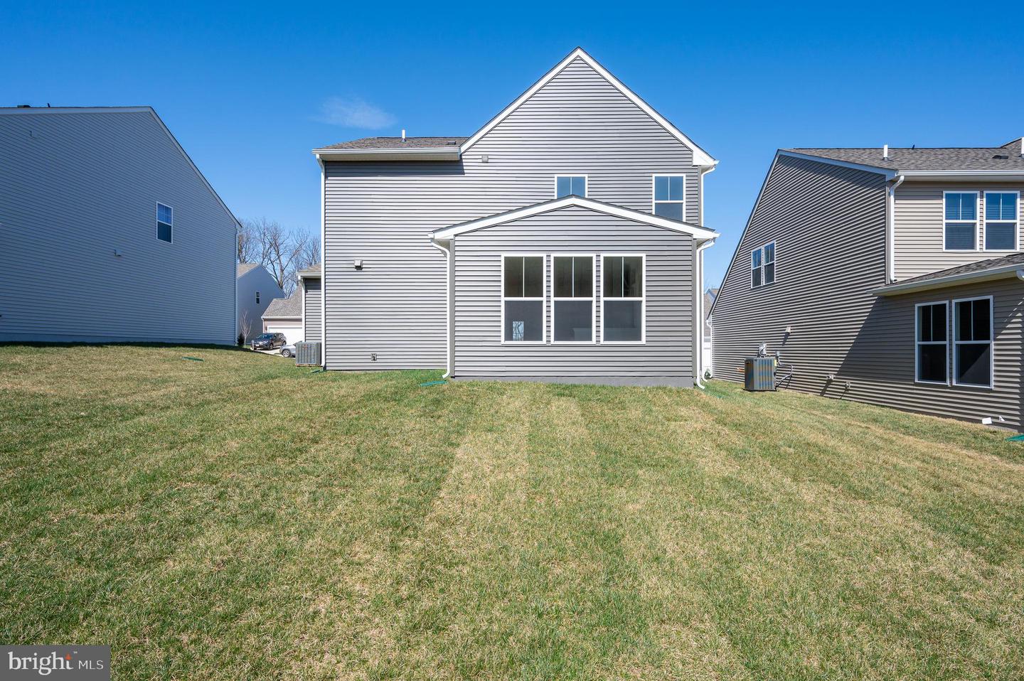 164 National St Property Photo 13