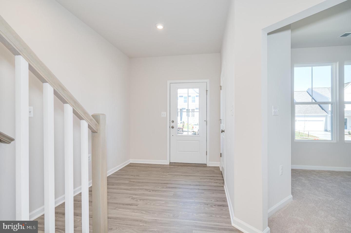 164 National St Property Photo 16