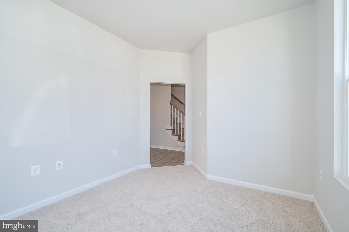 164 National St Property Photo 20