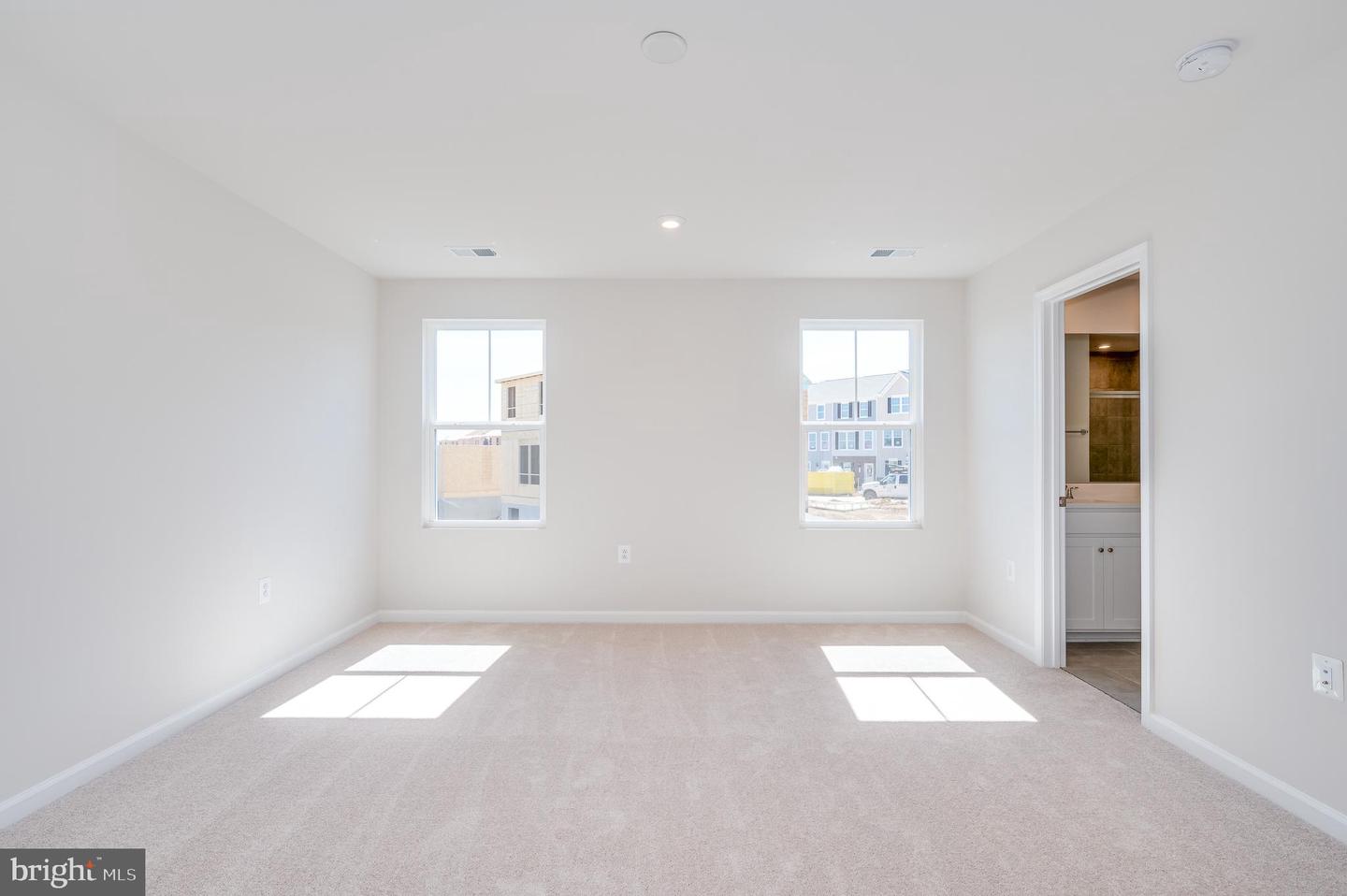 164 National St Property Photo 47