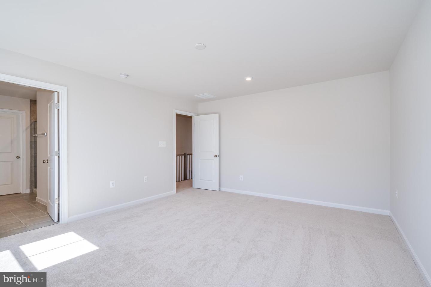 164 National St Property Photo 48