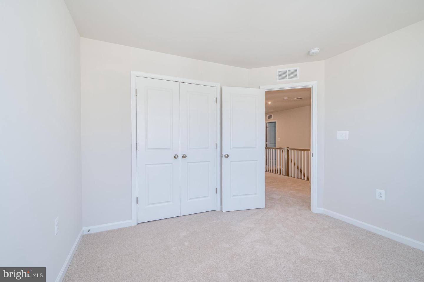 164 National St Property Photo 55