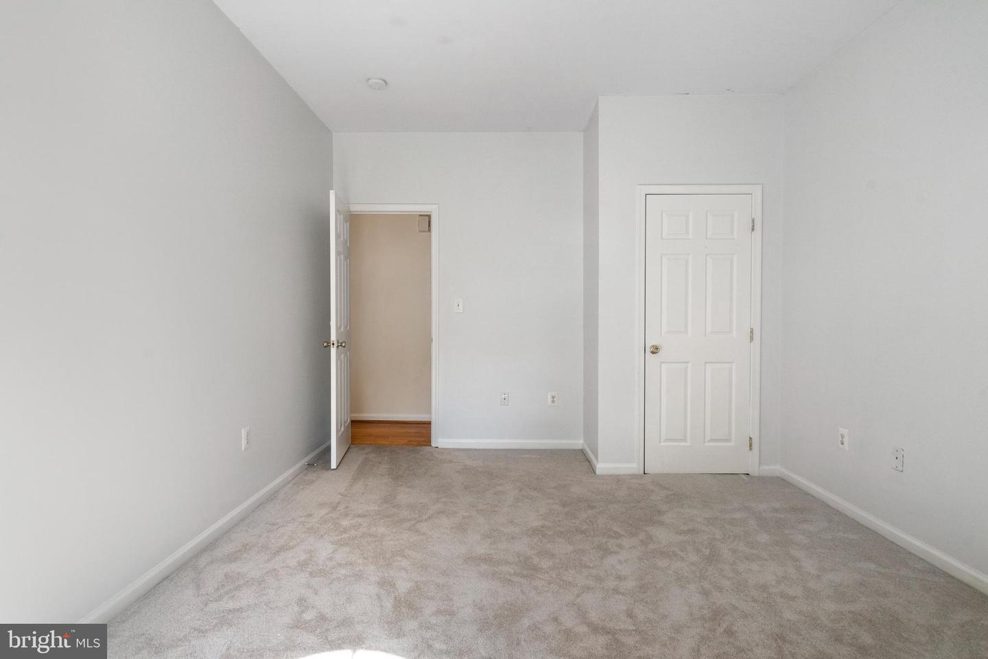 12 Red Squirrel Rd Property Photo 27