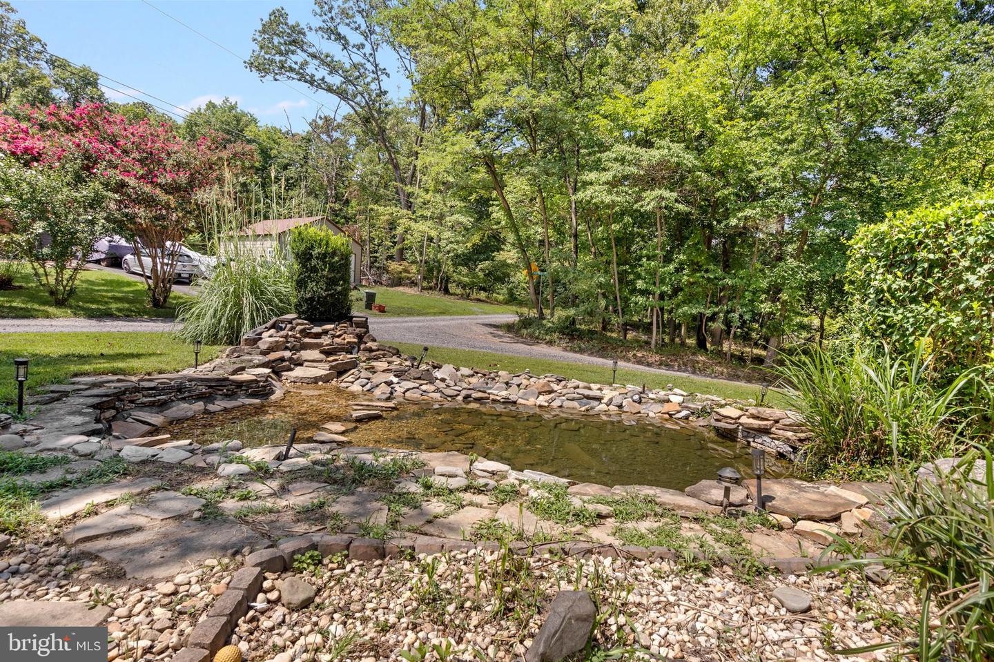 12 Red Squirrel Rd Property Photo 32