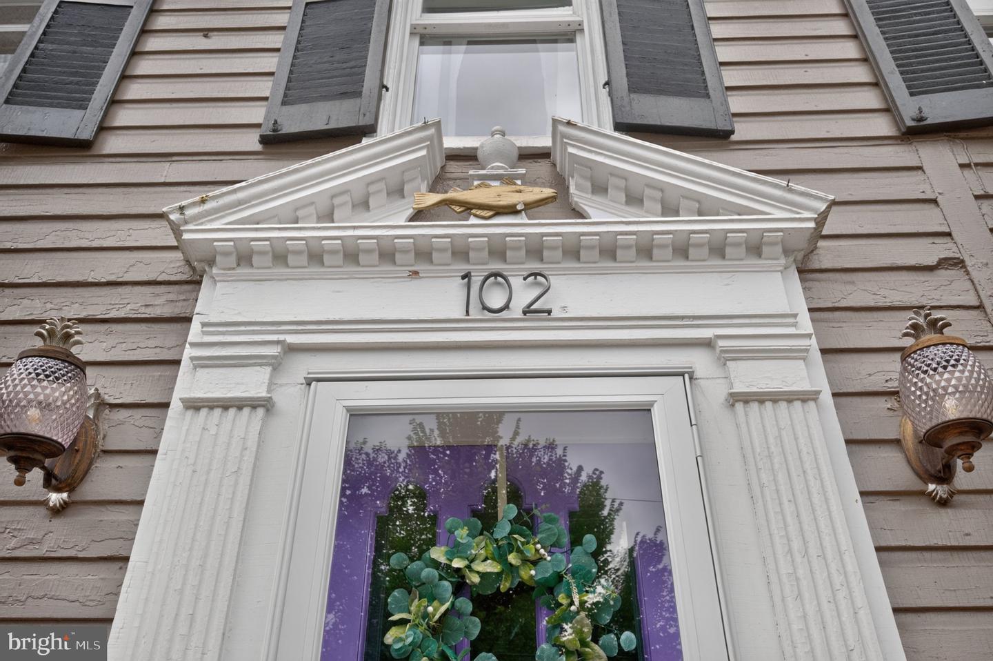 102 N Duke St Property Photo 14