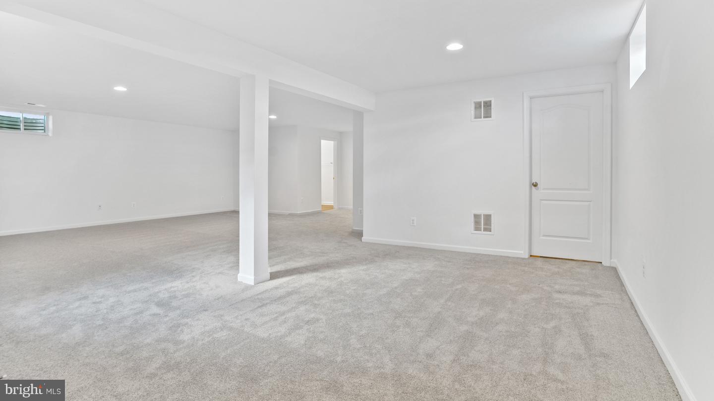 Homesite 546 Lord Fairfax St Property Photo 9