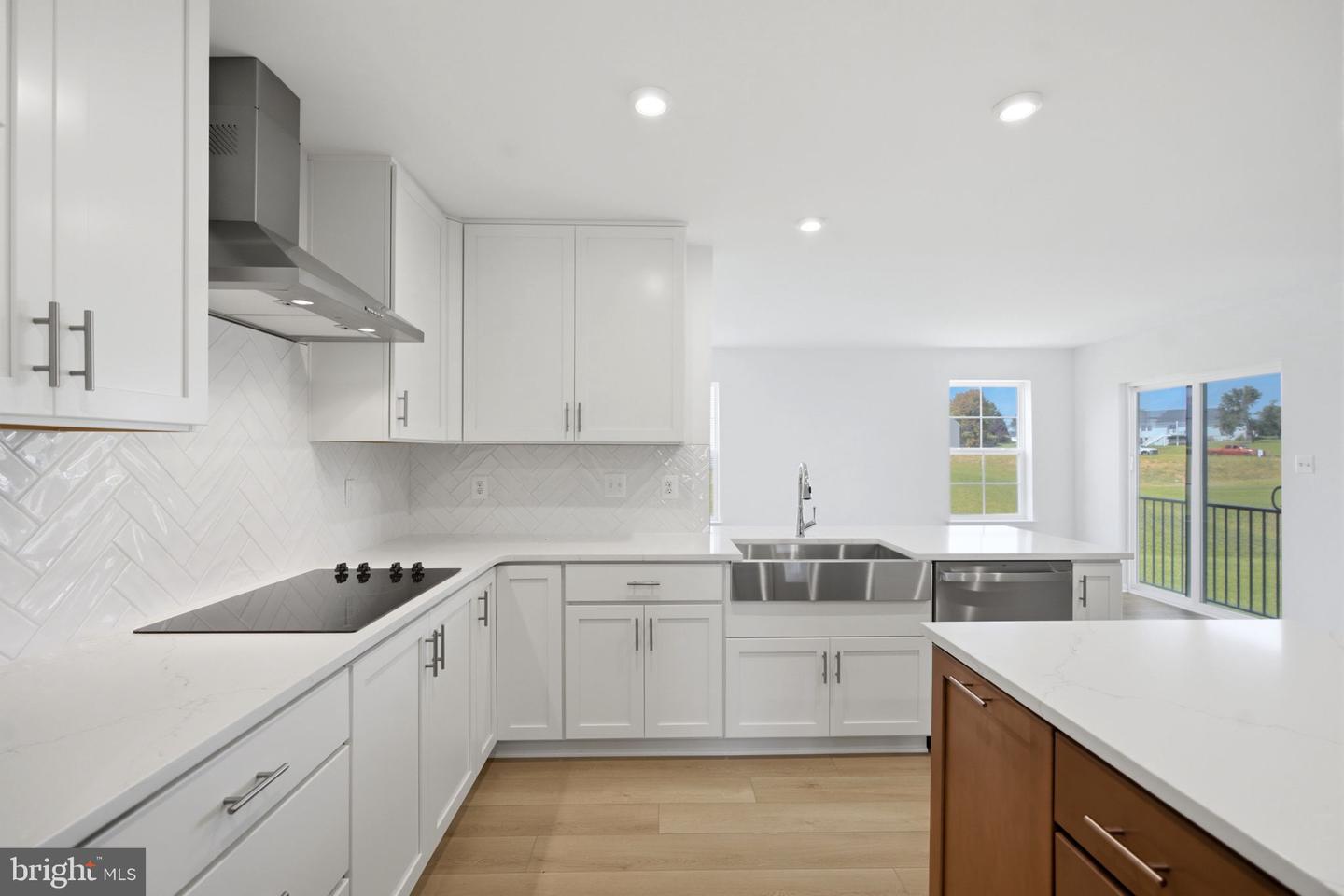 141 Wythe Way Property Photo 7