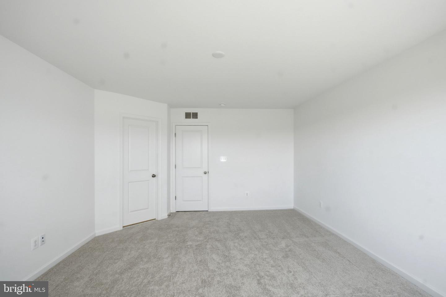 111 Bolingbroke Way Property Photo 17