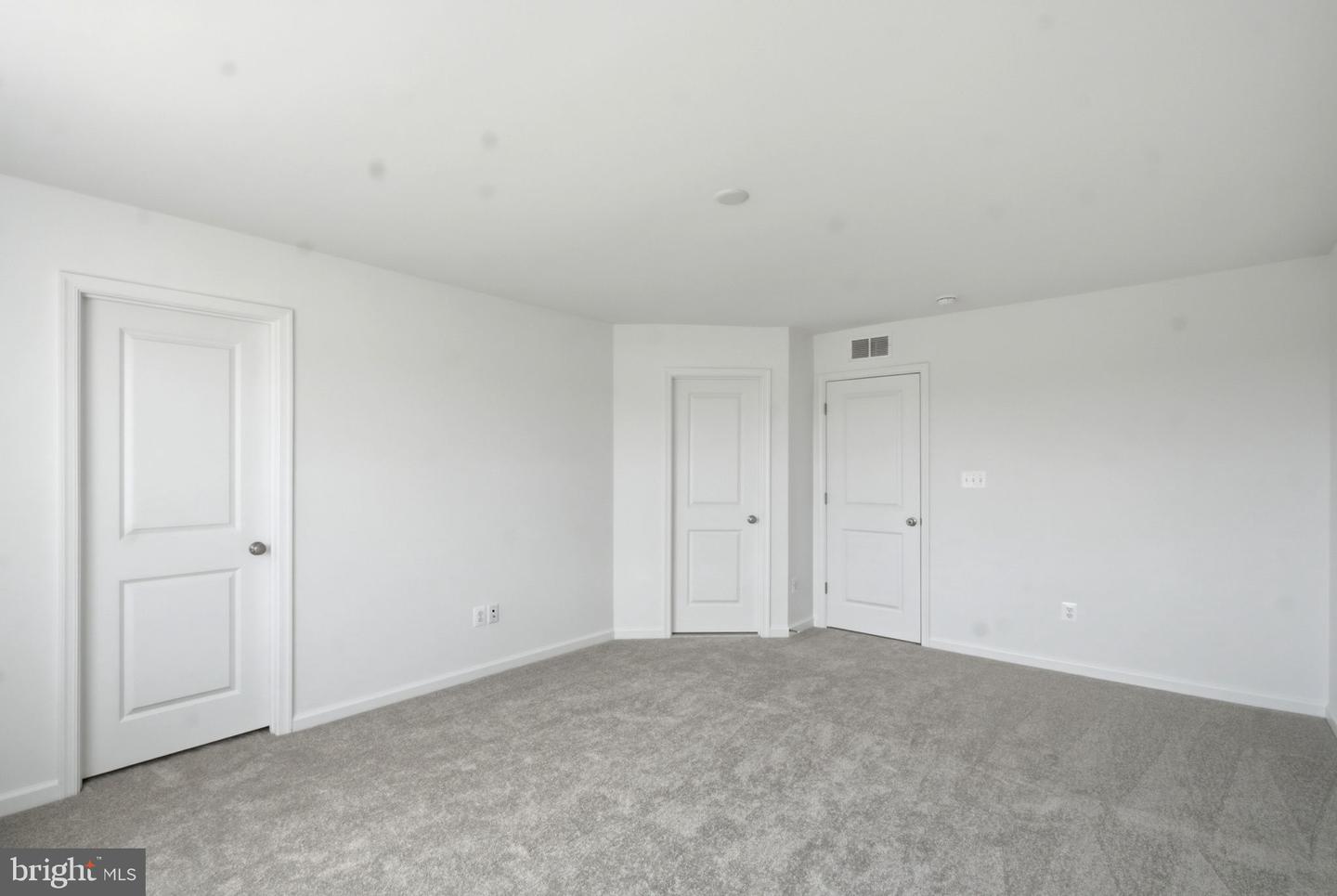 111 Bolingbroke Way Property Photo 18