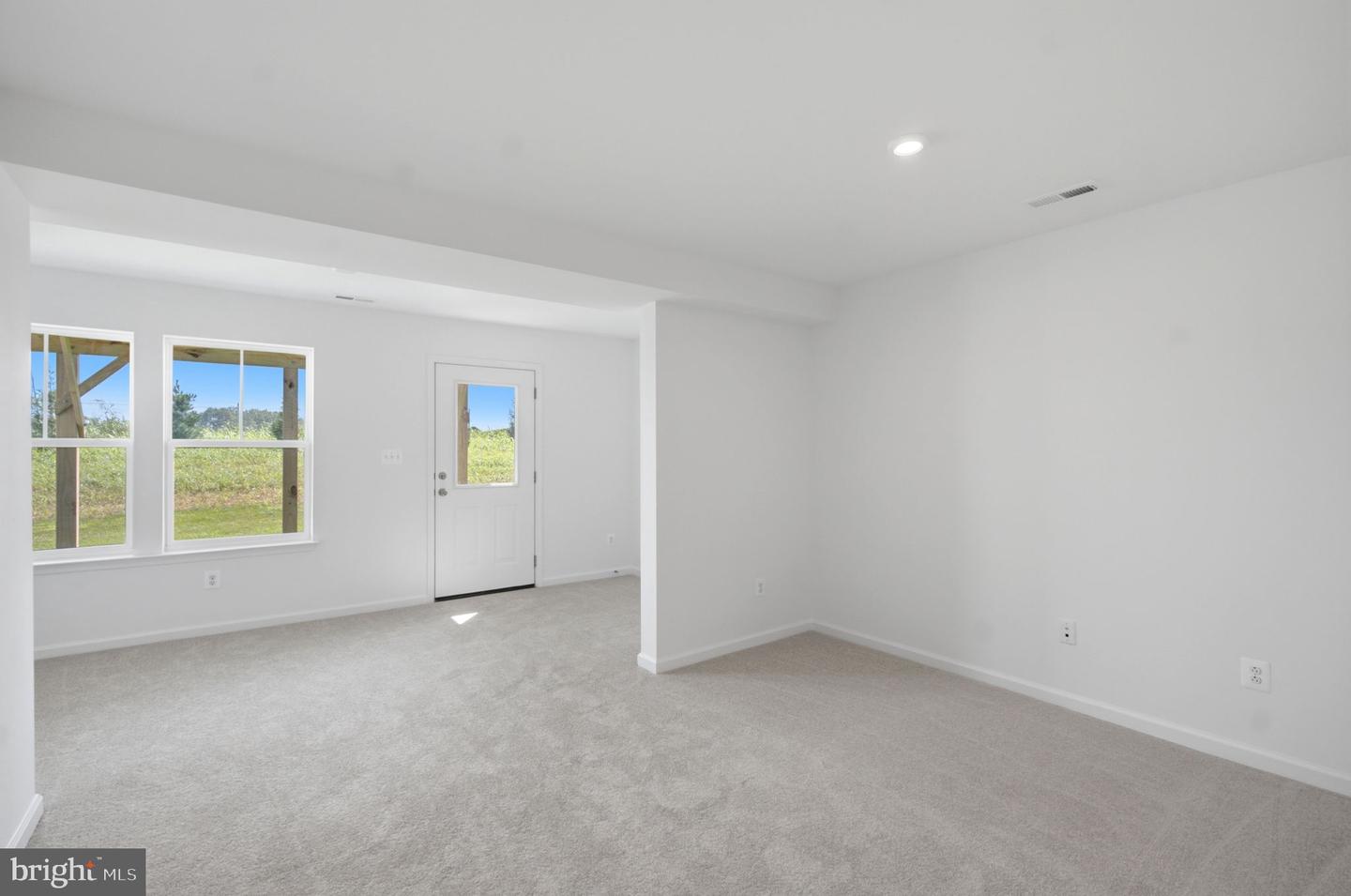111 Bolingbroke Way Property Photo 33