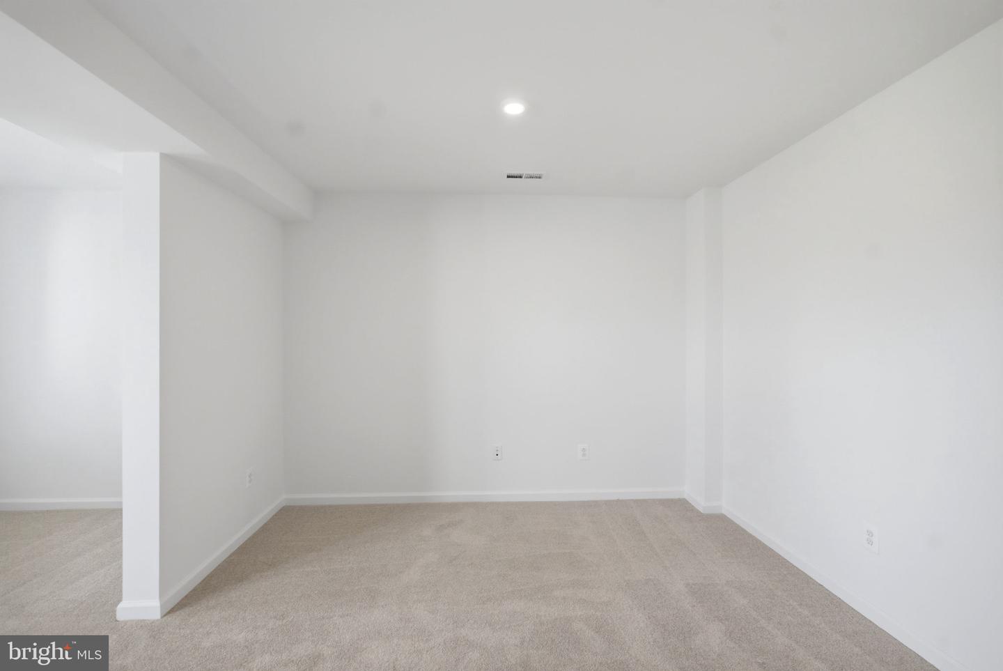 111 Bolingbroke Way Property Photo 34