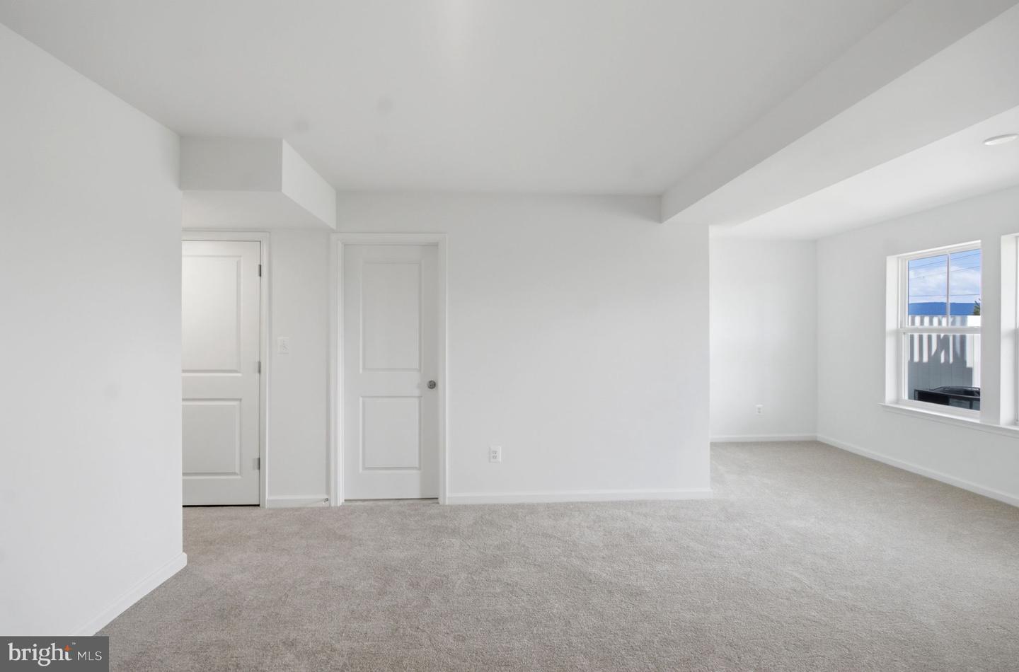 111 Bolingbroke Way Property Photo 35