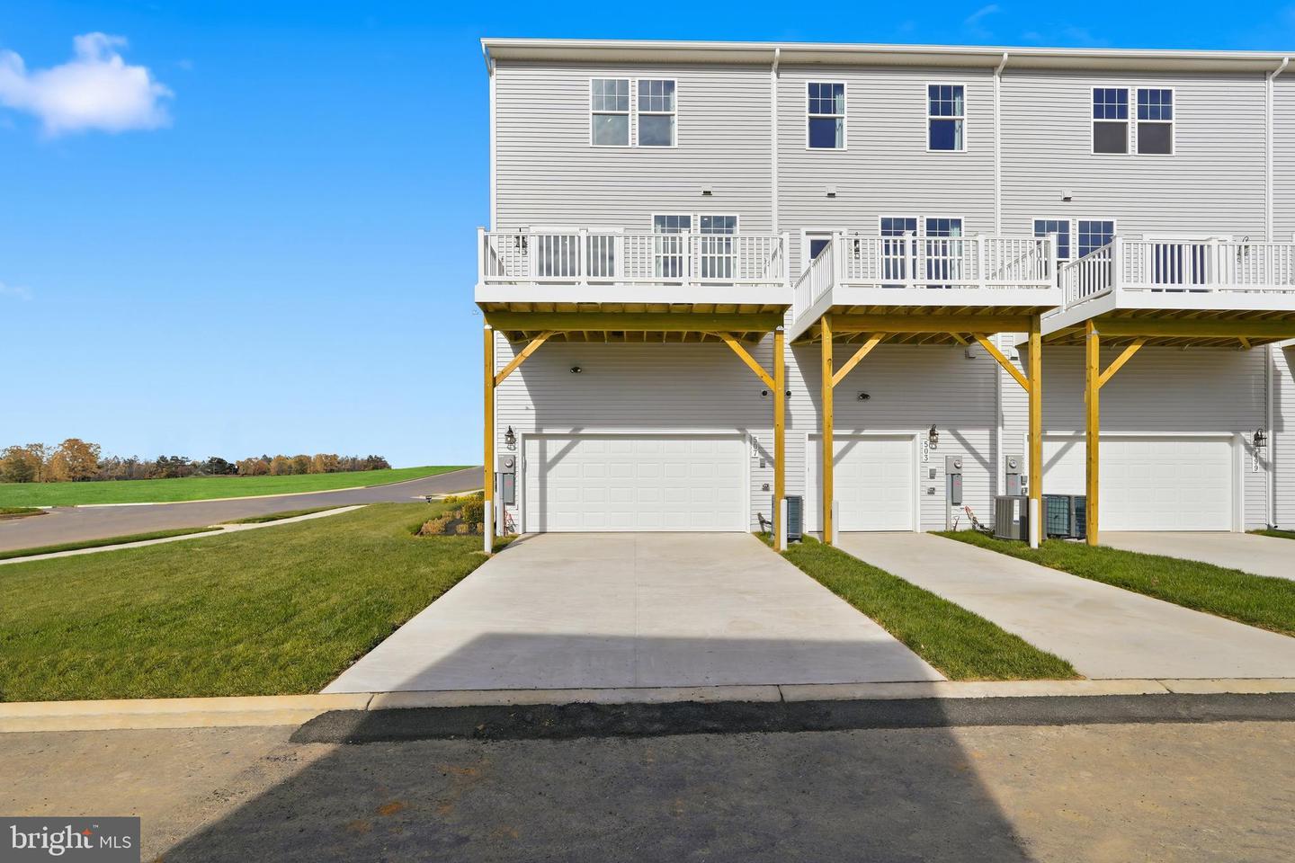 20 Democracy Mews #[478] Property Photo 5