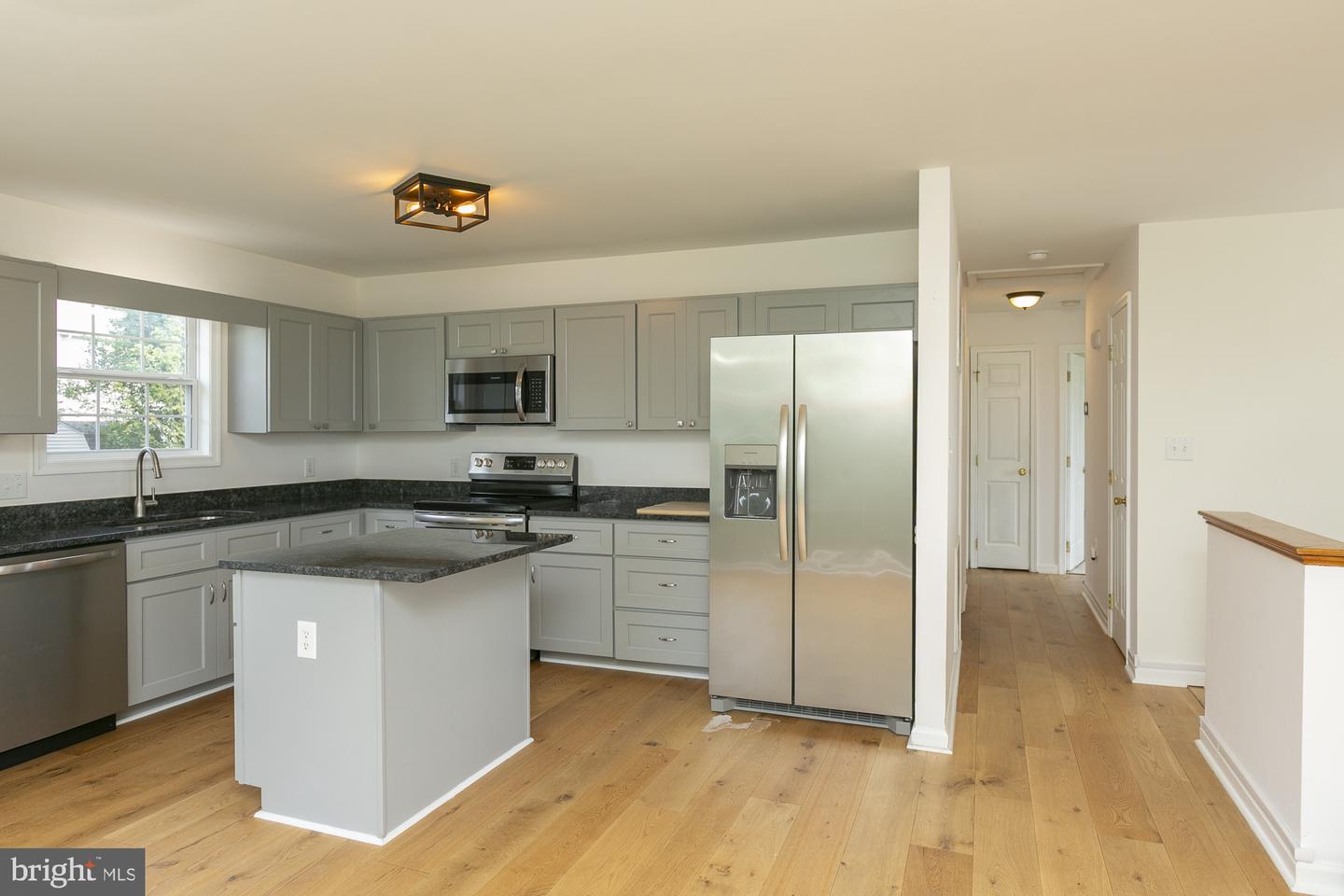 28 Roger Ct Property Photo 11