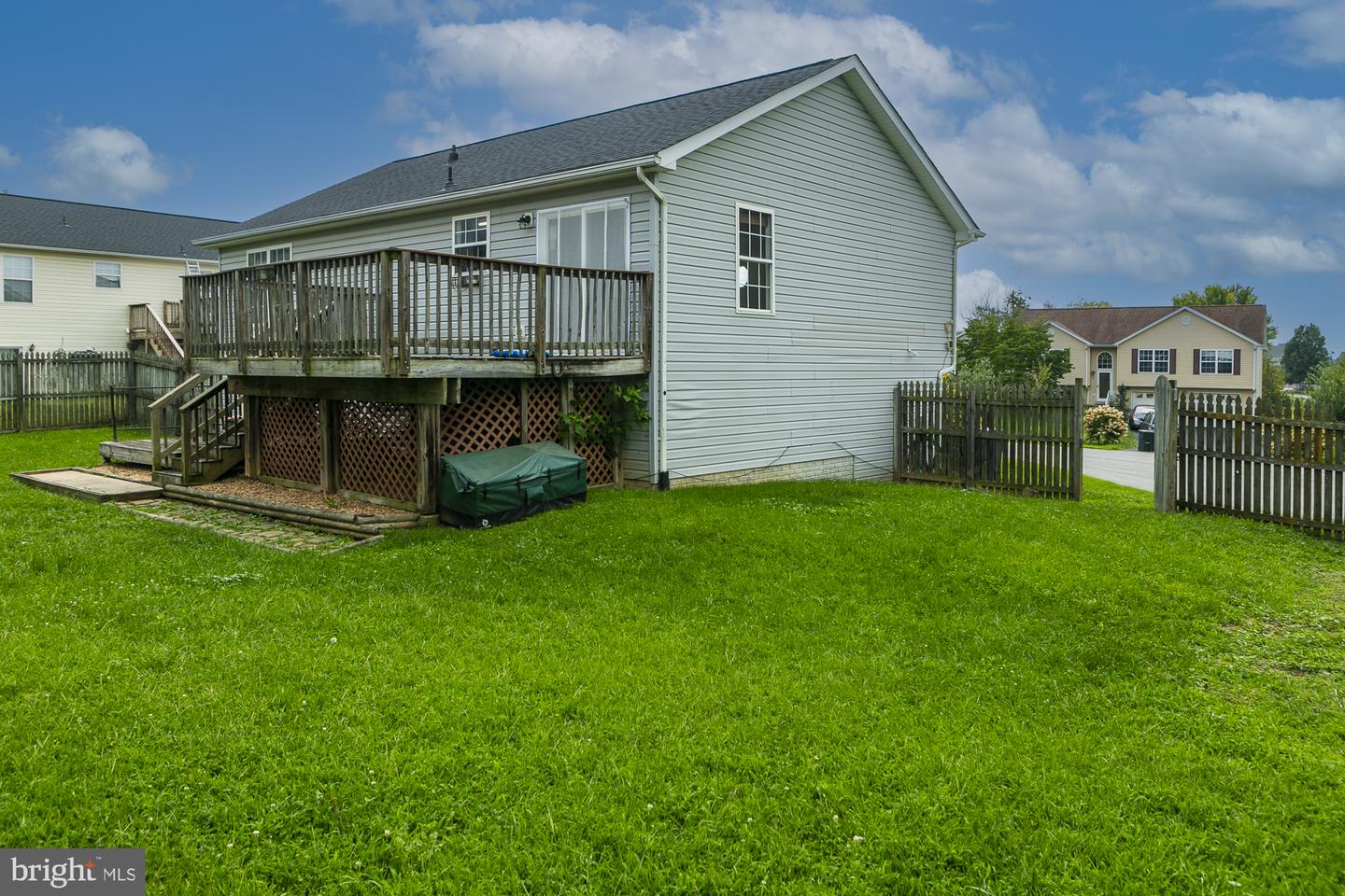 28 Roger Ct Property Photo 31