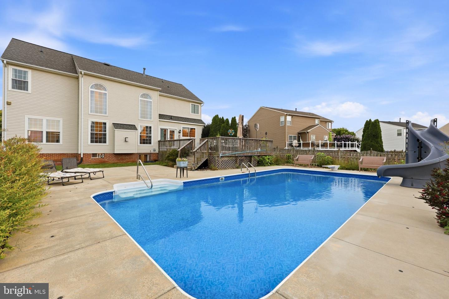 243 Pebble Beach Dr Property Photo 4
