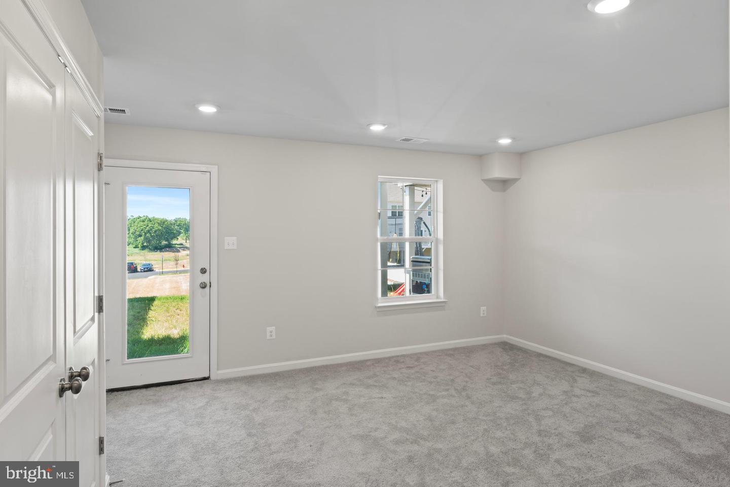 51 Arsberg Drive Property Photo 7