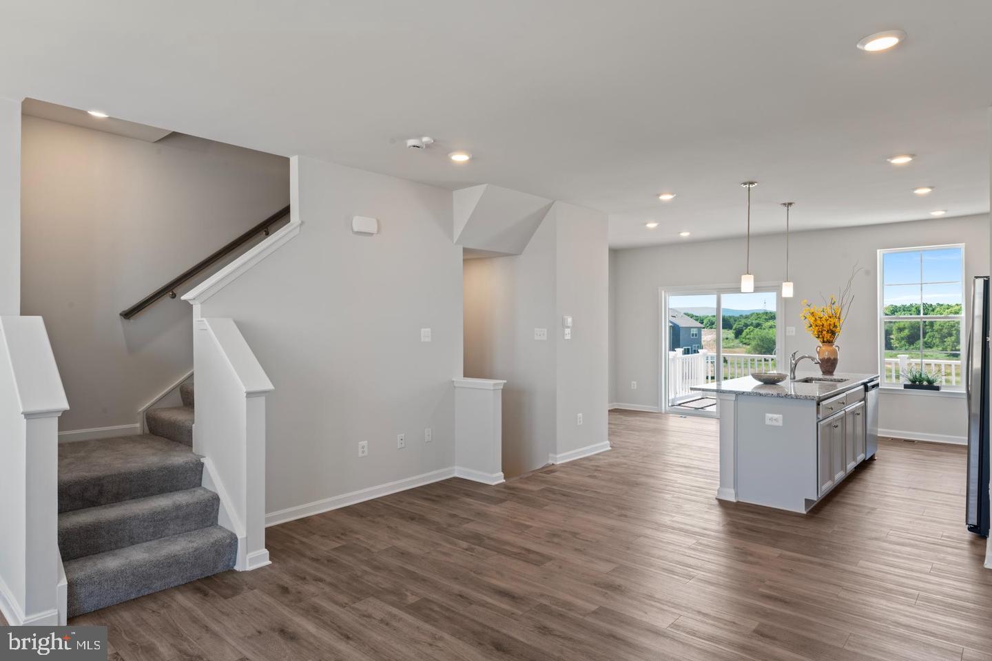 51 Arsberg Drive Property Photo 15
