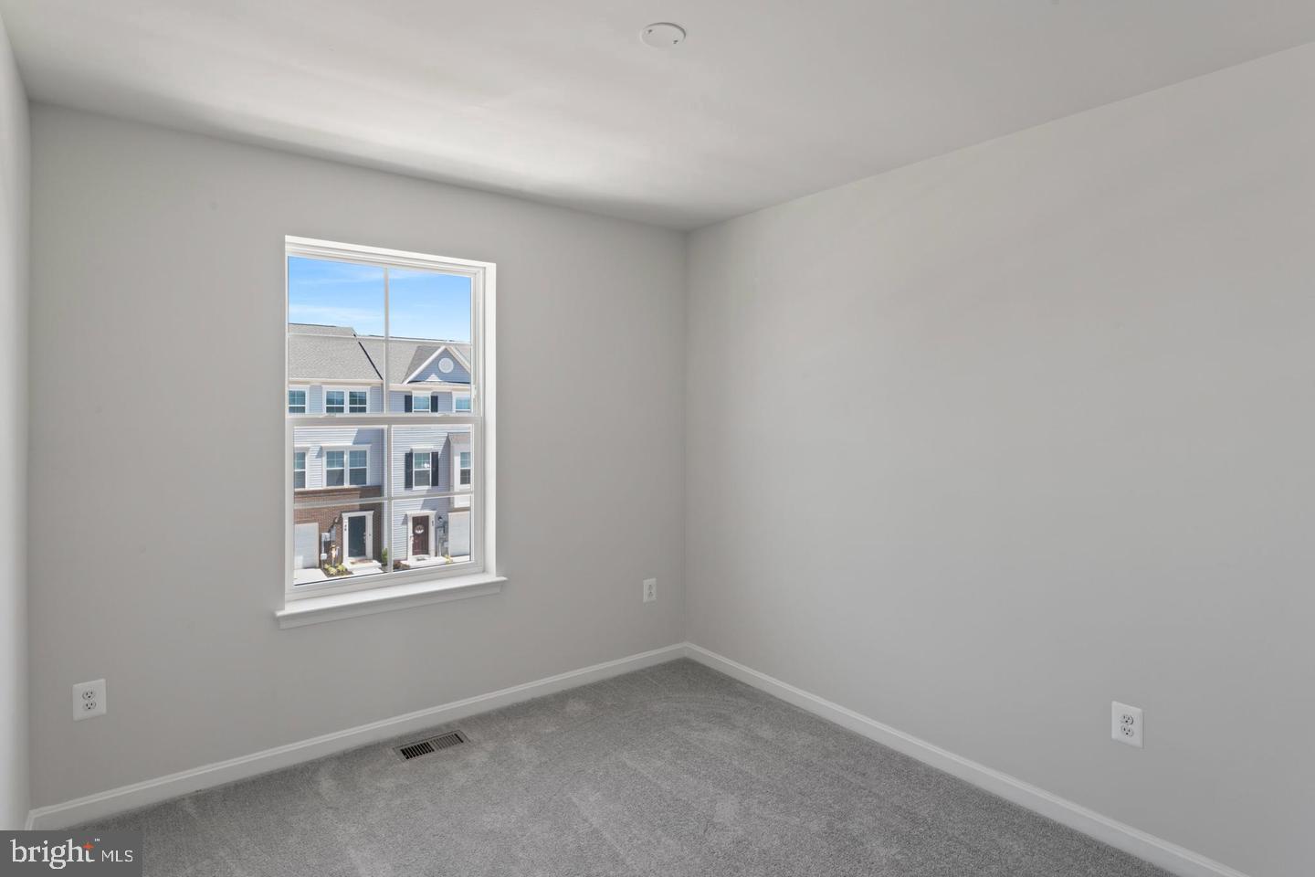 51 Arsberg Drive Property Photo 37