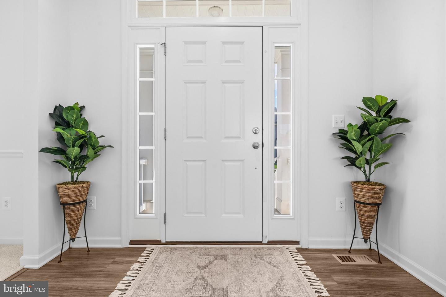 191 Newbury St Property Photo 3