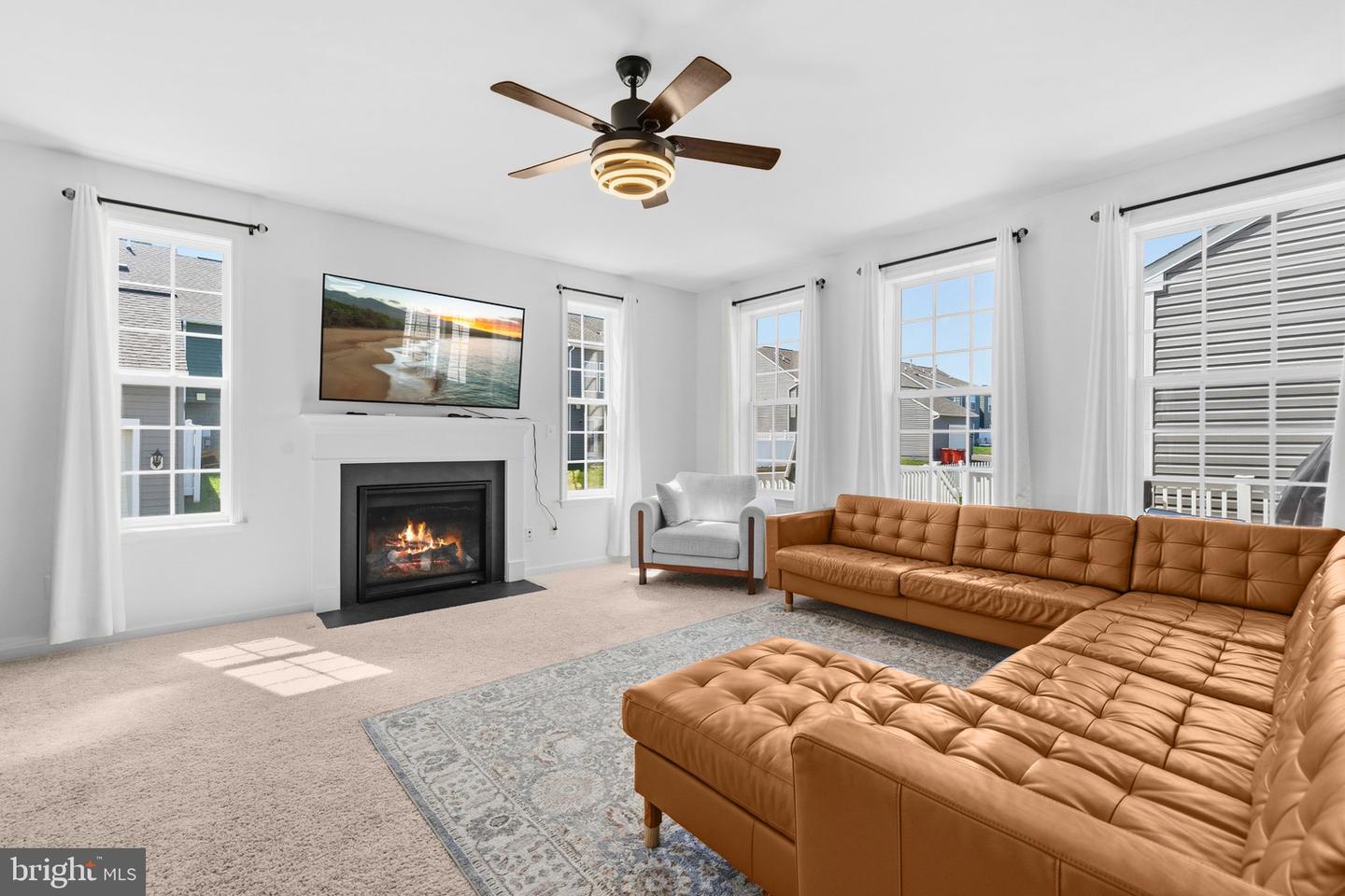 191 Newbury St Property Photo 8