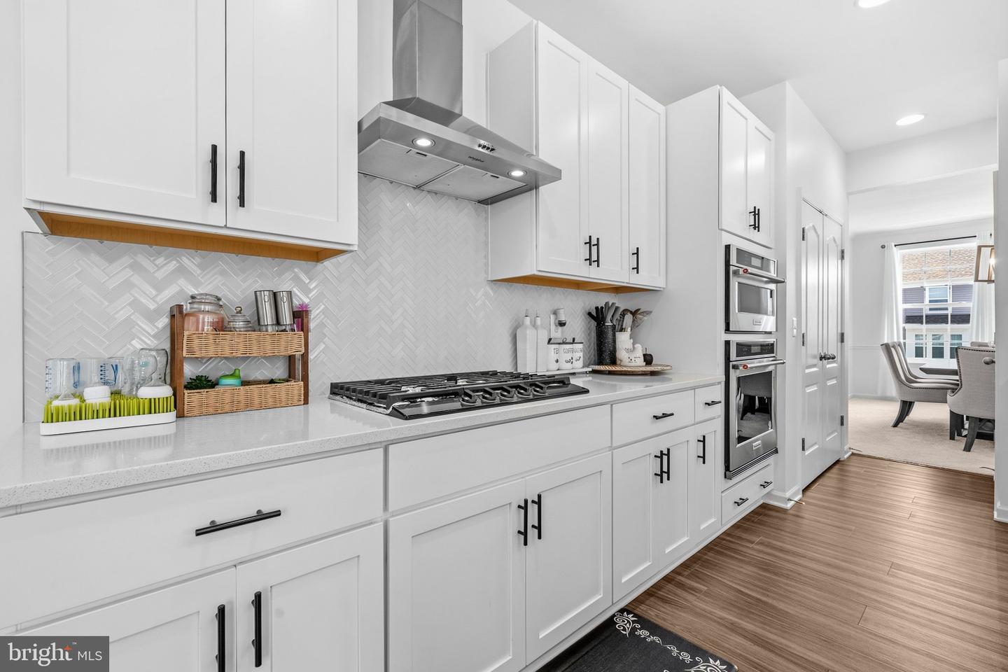 191 Newbury St Property Photo 16