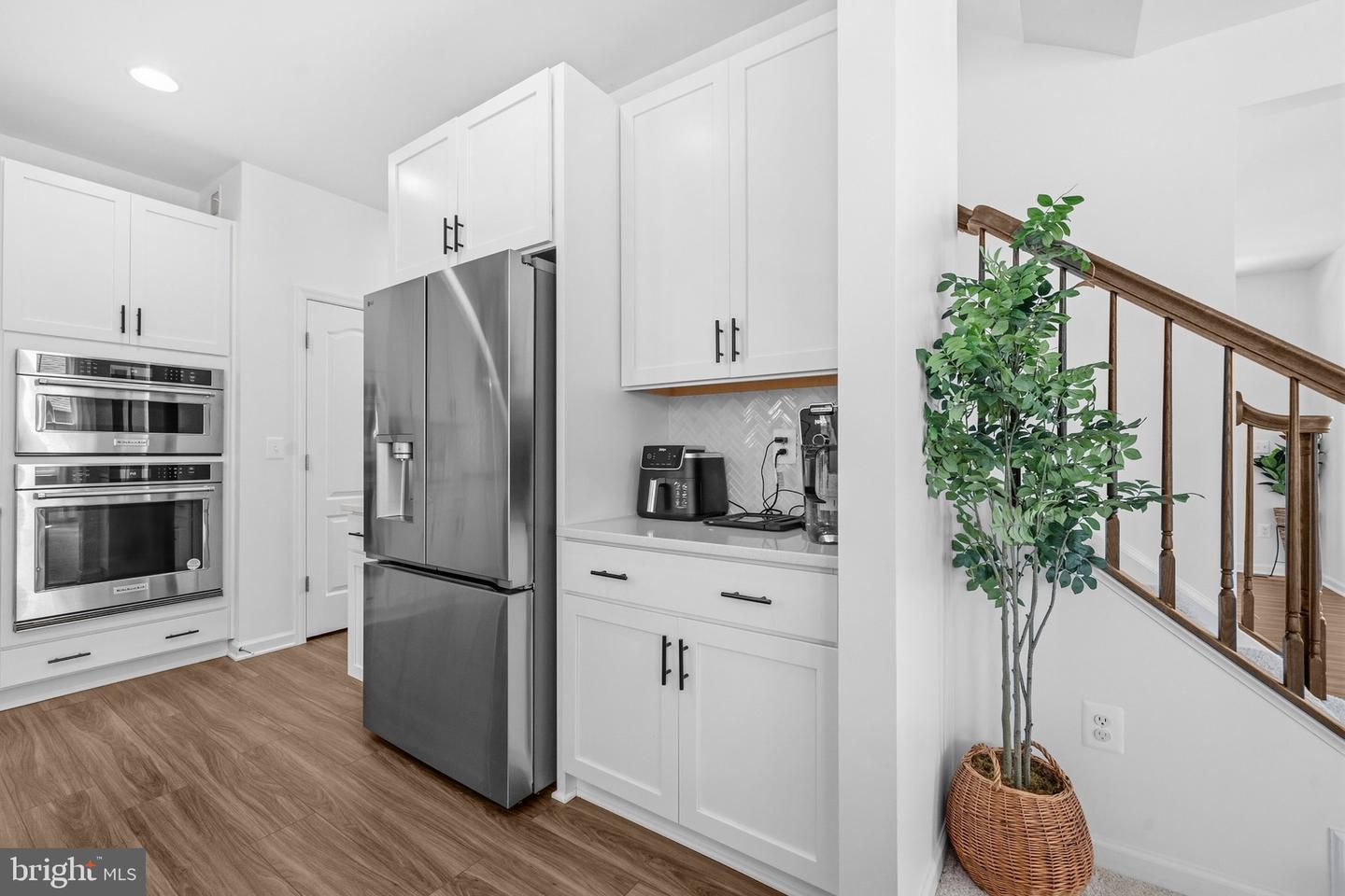 191 Newbury St Property Photo 19