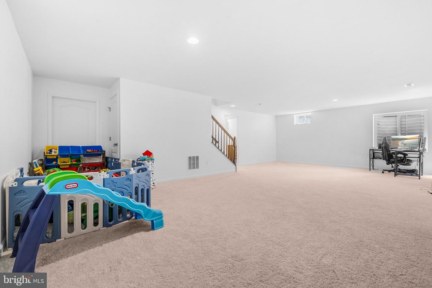 191 Newbury St Property Photo 47