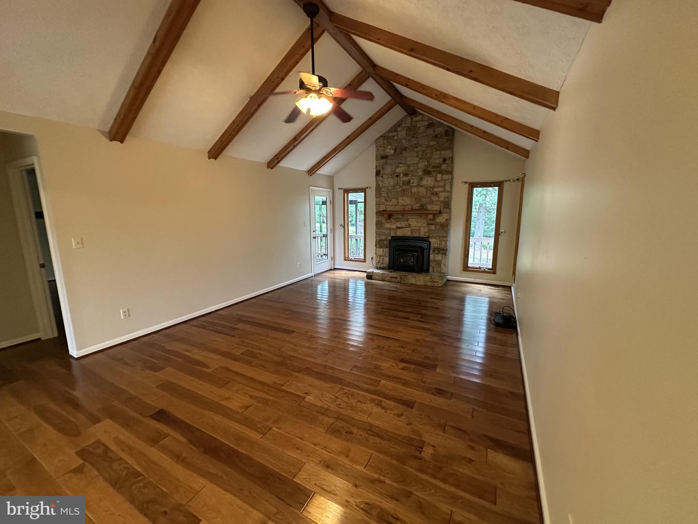 91 Hickorywood Court Property Photo 7