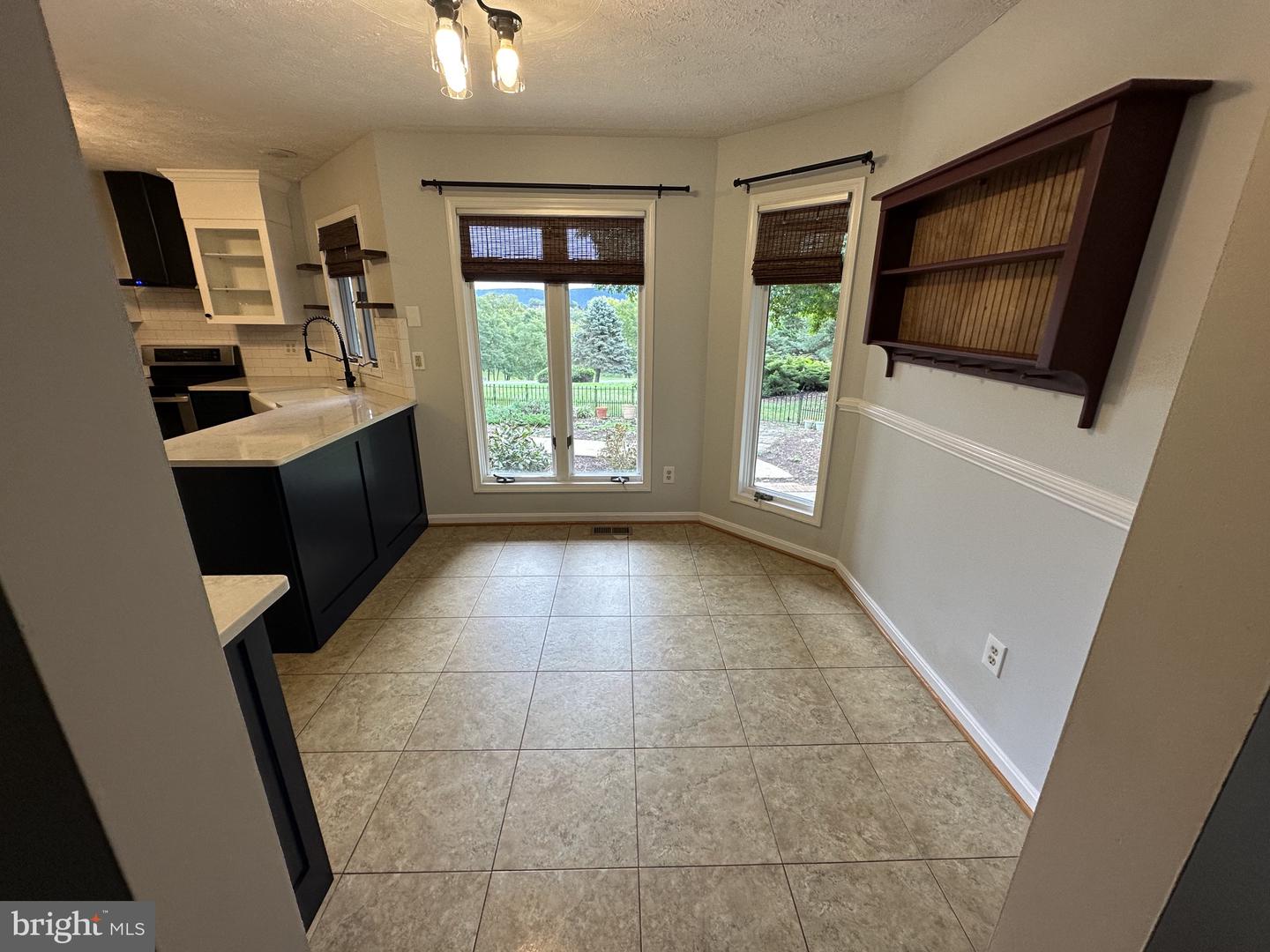 91 Hickorywood Court Property Photo 9
