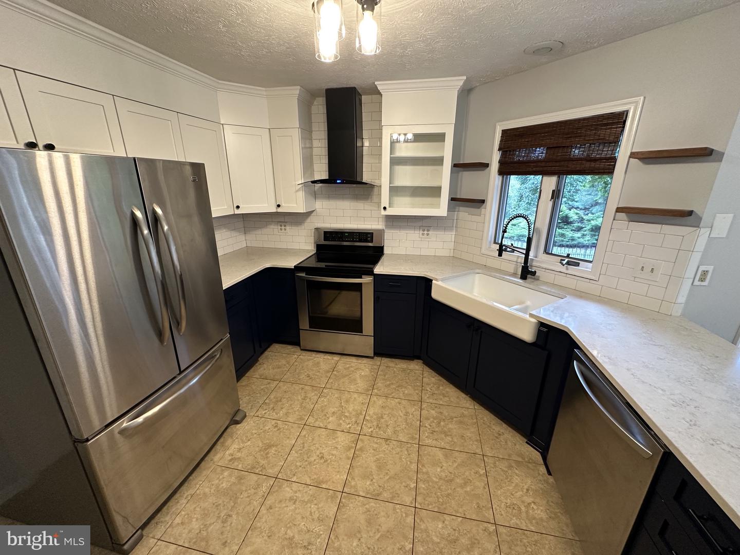 91 Hickorywood Court Property Photo 11