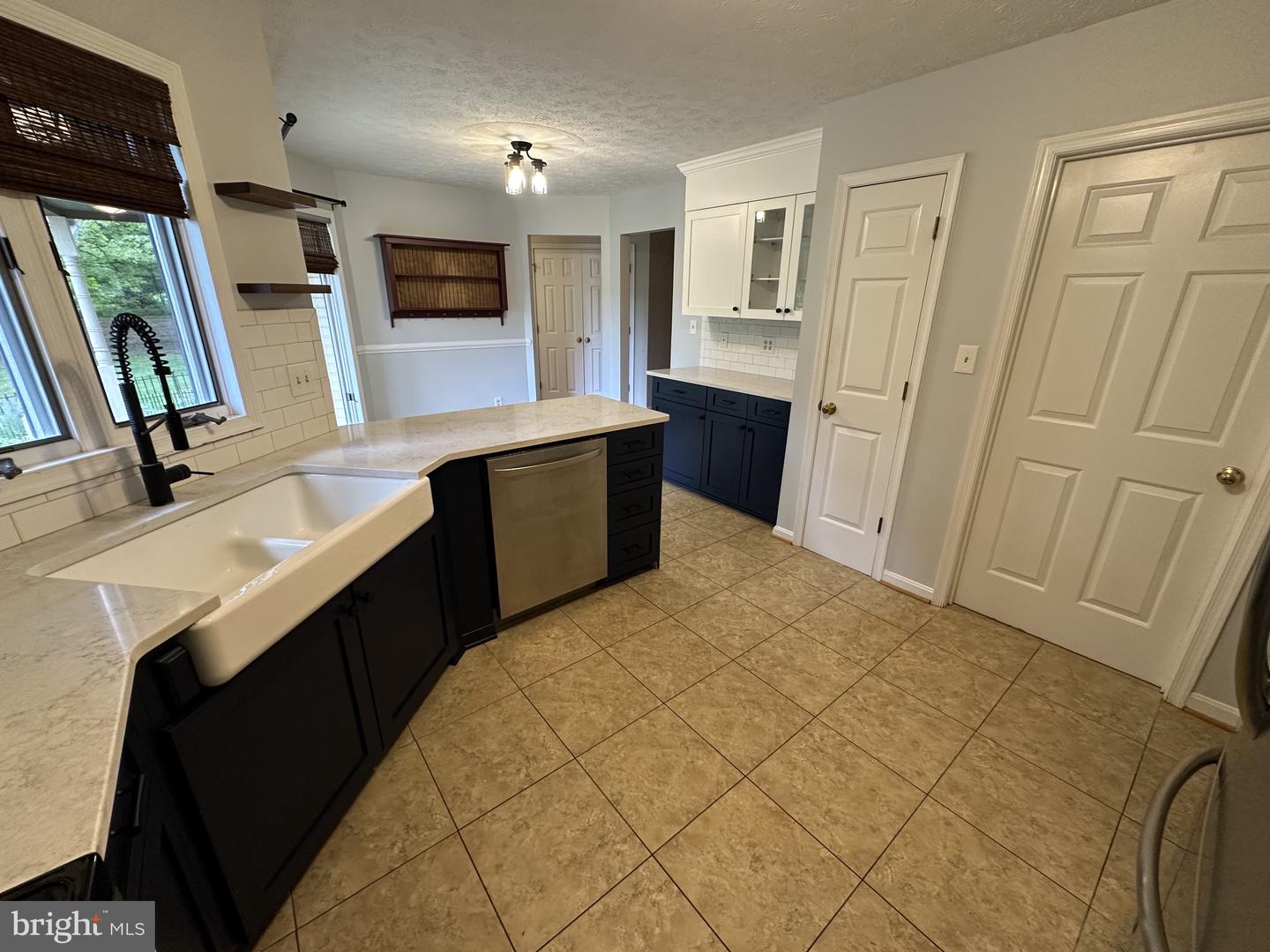 91 Hickorywood Court Property Photo 12