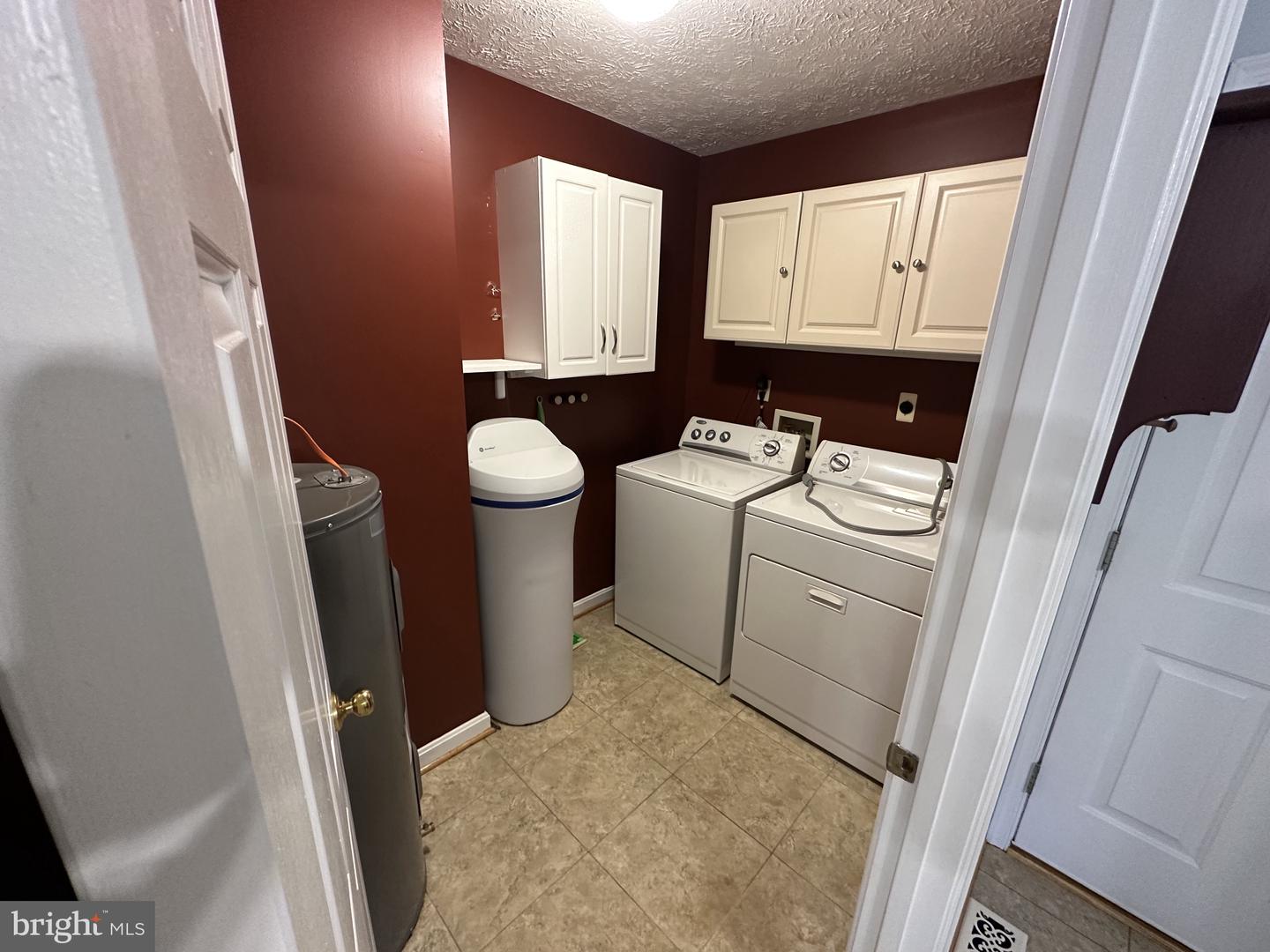 91 Hickorywood Court Property Photo 24