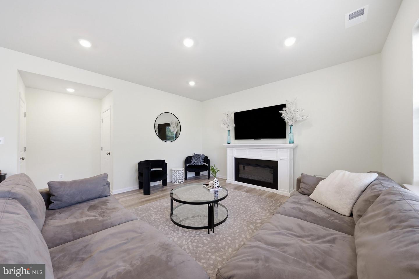 1289 Red Clover Ln Property Photo 21